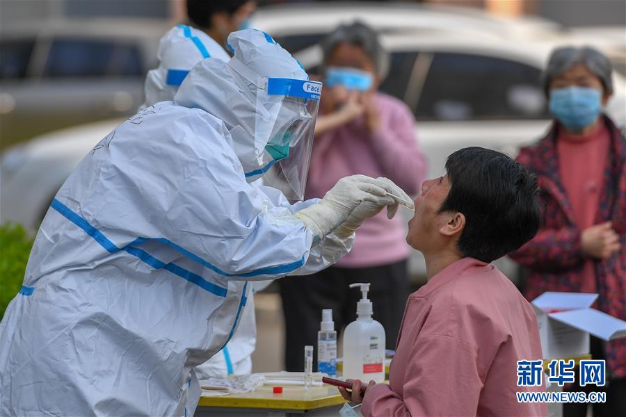 （新華全媒頭條·兩會精神看落實·圖文互動）（5）整體謀劃、系統(tǒng)升級、全面提升——落實全國兩會精神織牢織密公共衛(wèi)生防護網(wǎng)